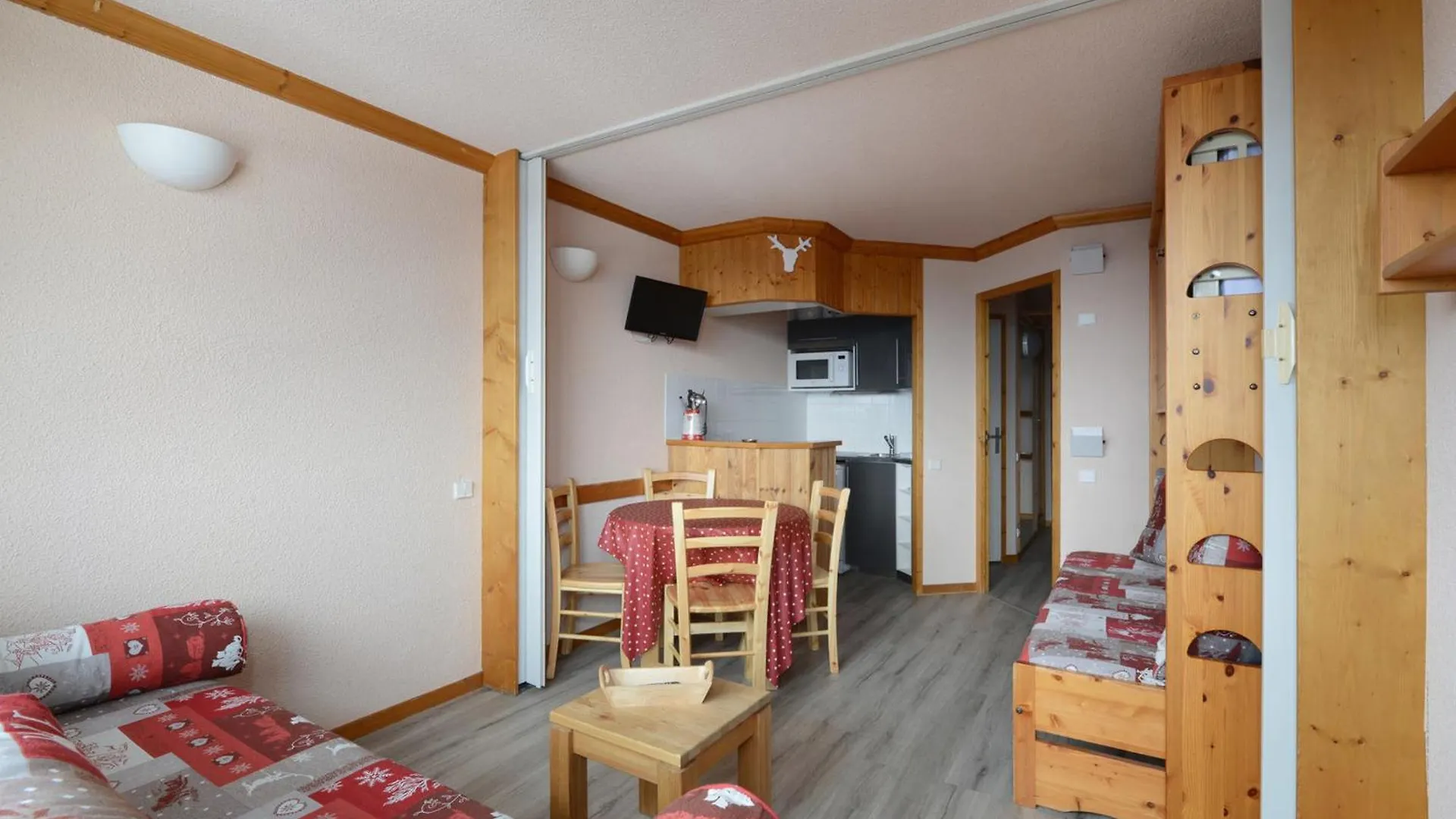 Studio Confortable Au Pied Des Pistes, Balcon, Animaux Admis - Fr-1-181-2562 La Plagne France
